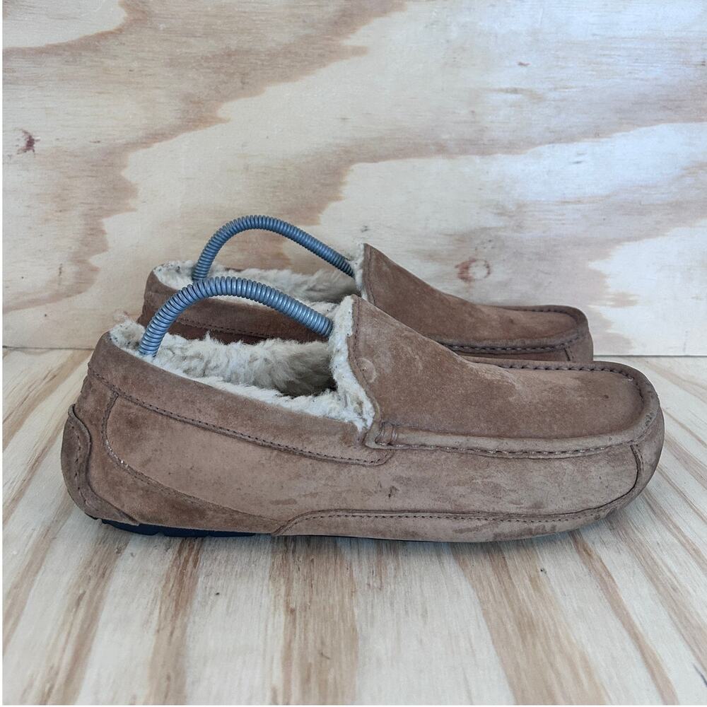 UGG Australia - Ascot - Moccasin Slippers - Brown - Men's - 10 - S/N 5775
